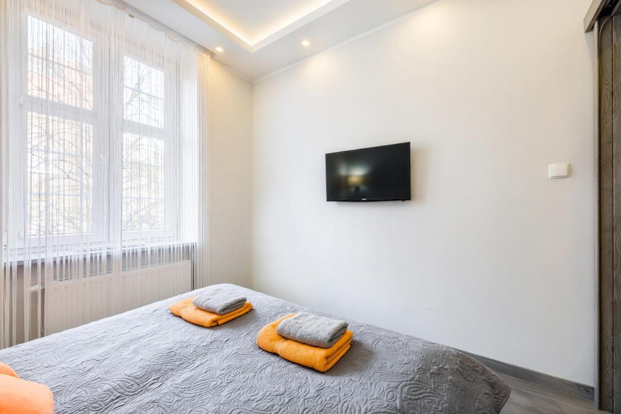 Hamlet Old Town Apartment By Triapart กดัญสก์ ภายนอก รูปภาพ